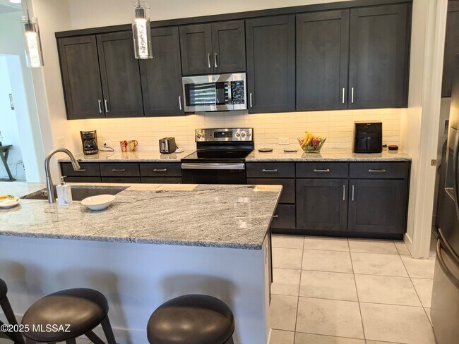30987 S Basalt Dr Oracle, AZ 85623 photo 4