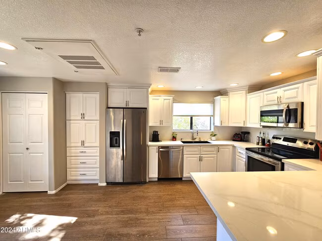 15225 N 100th St Scottsdale, AZ 85260 photo 5