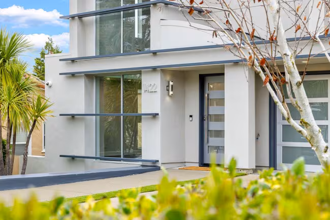 Modern Luxury for Lease in Easton Addition | AMSI photo 5