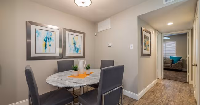 Flintridge Apartment Homes photo 4