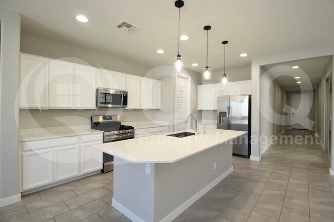 12356 West Wagon Wheel Drive, Glendale, AZ 85307 photo 3