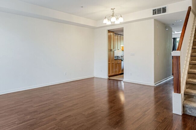 2643 Villa Cortona Way, San Jose, CA 95125 photo 4
