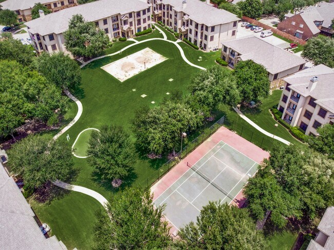 The Canyons Apartments photo 5