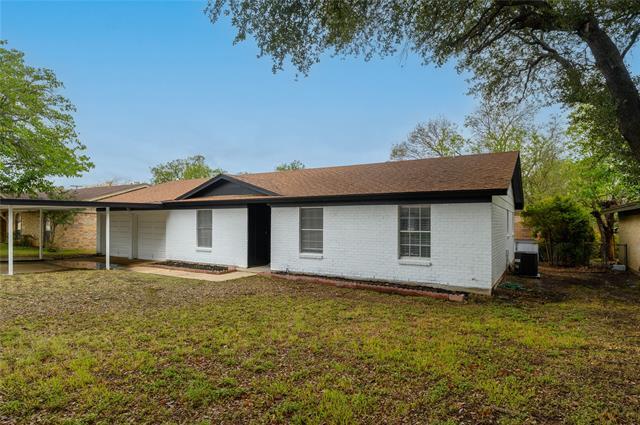 8144 Tumbleweed Trail, White Settlement, TX 76108 photo 3