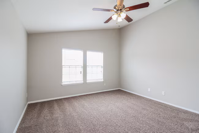 926 Hannah Way Dallas, TX 75253 photo 4