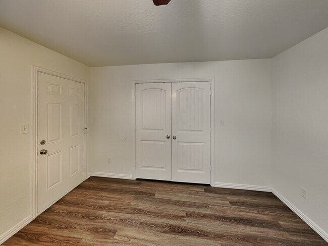 3004 NW 20th St Fort Worth, TX 76106 photo 5