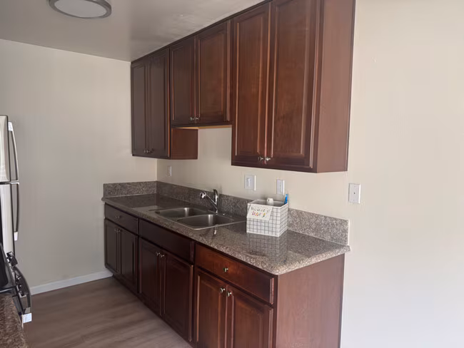 986 5th Ave Chula Vista, CA 91911 photo 4