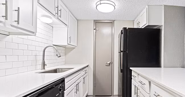 Cutter's Point Apartment Homes photo 2