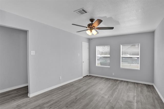 219 Loma Dr Garland, TX 75040 photo 3