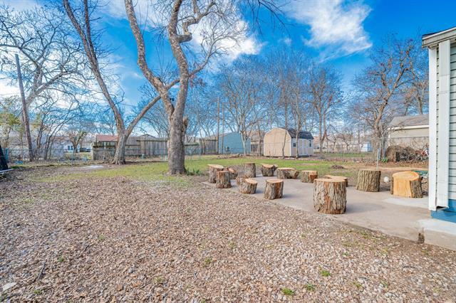303 N 2nd St Wylie, TX 75098 photo 4