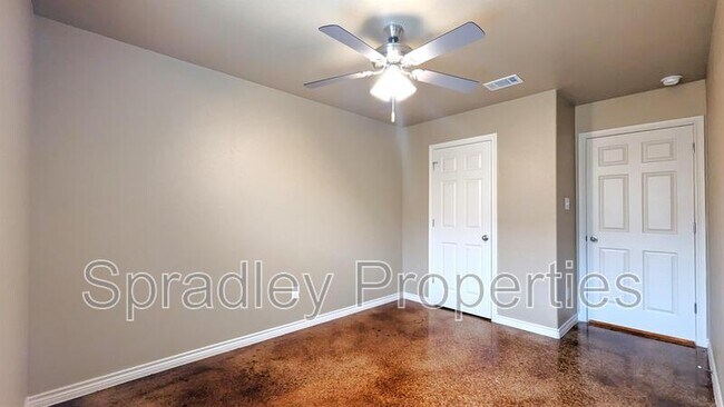 1004A Bandera Ct Belton, TX 76513 photo 5