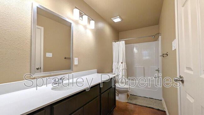 1004A Bandera Ct Belton, TX 76513 photo 4