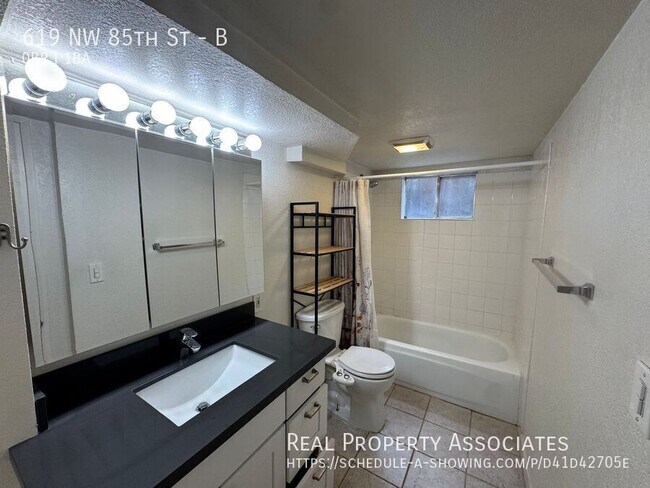 619 NW 85th St Seattle, WA 98117 photo 5