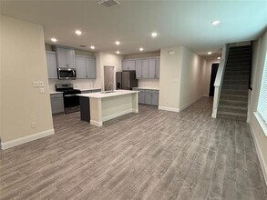 801 Portina Drive, Anna, TX 75409 photo 5