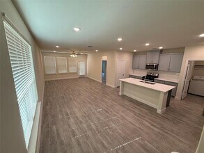 801 Portina Drive, Anna, TX 75409 photo 4