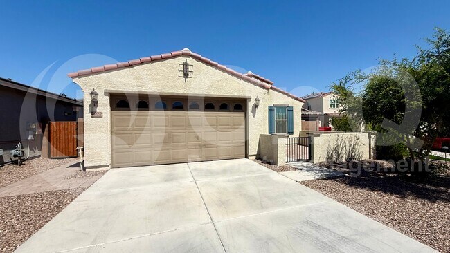 7922 W Pasadena Ave Glendale, AZ 85303 photo 2