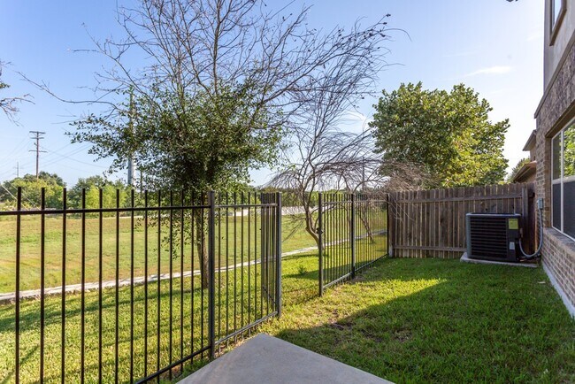 2214 S Lakeline Blvd Cedar Park, TX 78613 photo 3