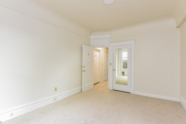 1024 Bush St San Francisco, CA 94109 photo 4