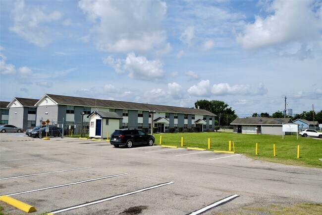 5602 Market Street, Houston, TX 77020 photo 2