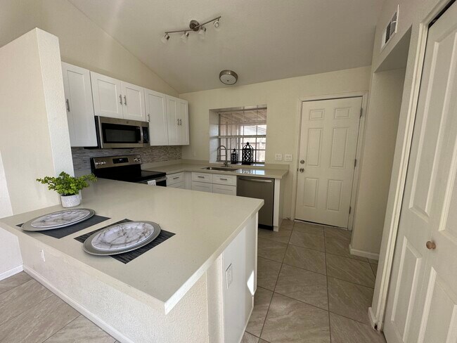 4601 N 102nd Ave Phoenix, AZ 85037 photo 4
