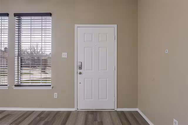 1117 Mckavett Drive, Fort Worth, TX 76140 photo 3