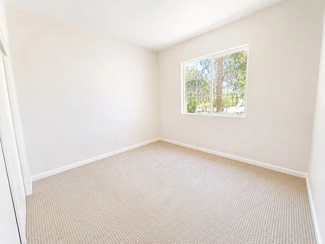 120 Mahogany Ln Union City, CA 94587 photo 4