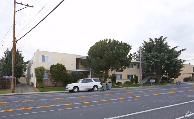 Pomeroy 935 photo 2