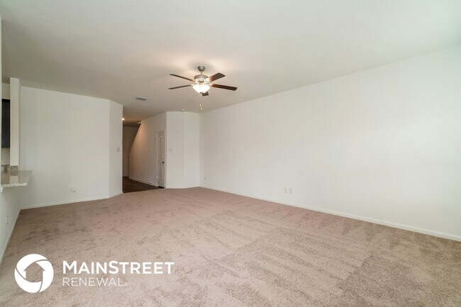 4219 Trail de Paris New Braunfels, TX 78124 photo 3