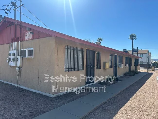 1102 E Polk St Phoenix, AZ 85006 photo 5
