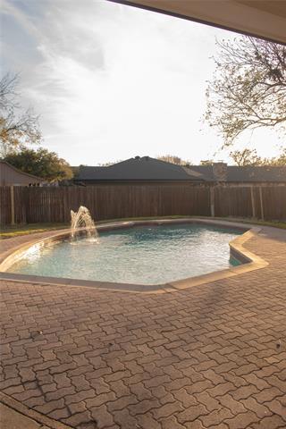 2808 Peachtree Ln Pantego, TX 76013 photo 4