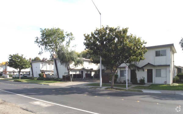 40414 Grimmer Boulevard, Fremont, CA 94538 photo 2