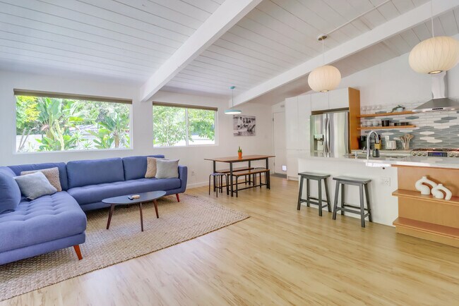 4942 Baja Ct San Diego, CA 92115 photo 4