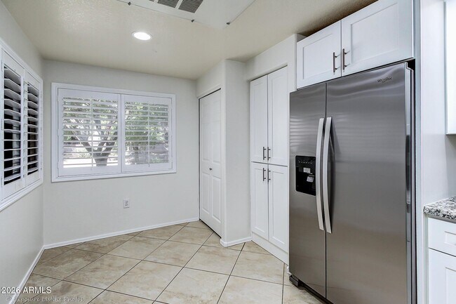 9555 E Raintree Dr Scottsdale, AZ 85260 photo 5