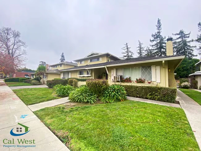 315 Bellerose Dr San Jose, CA 95128 photo 2