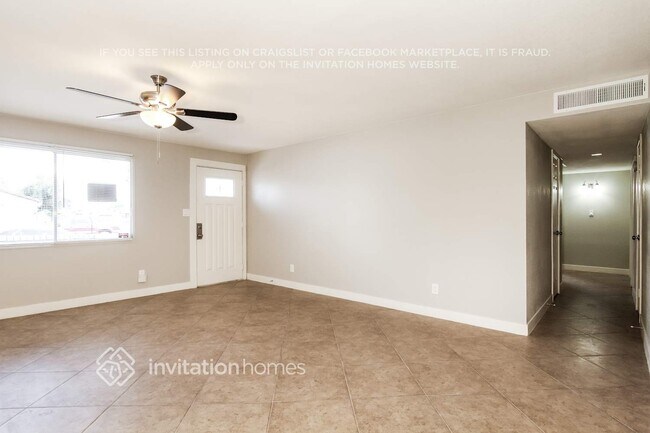 4512 N 81st Dr Phoenix, AZ 85033 photo 3