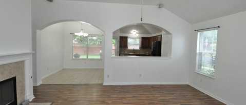 200 Newport Landing Pl Round Rock, TX 78665 photo 2