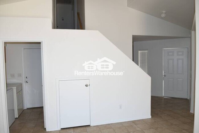 10426 W Oregon Ave Glendale, AZ 85307 photo 4
