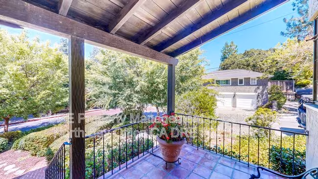 101 Barber Avenue, San Anselmo, CA 94960 photo 5