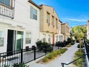 40407 Calle Real Murrieta, CA 92563 photo 3