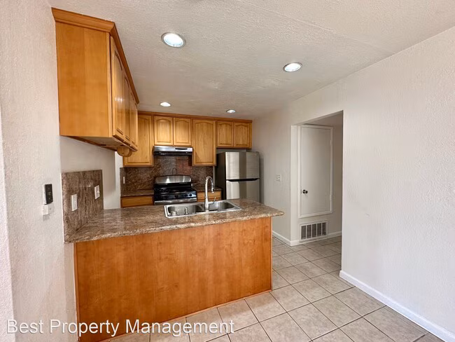 32949 Lake Mead Drive, Fremont, CA 94555 photo 3