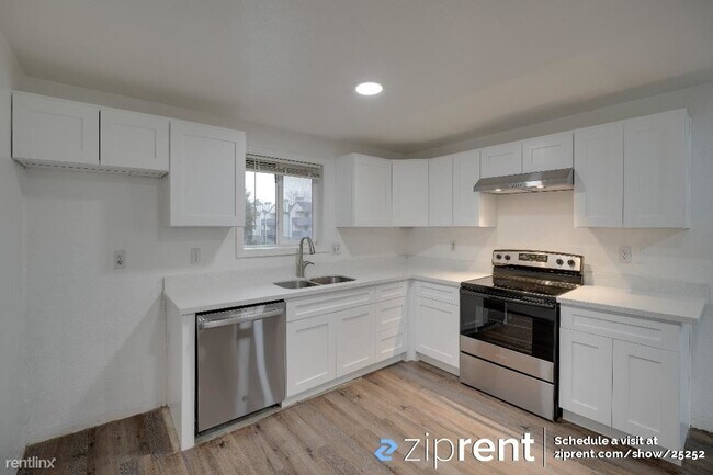7613 9th Avenue Court East, Tacoma, WA 98404 photo 5