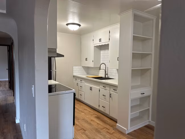 8311 Bridgeport Way SW Lakewood, WA 98499 photo 4