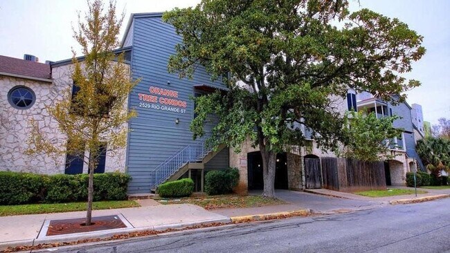 2529 Rio Grande St Austin, TX 78705 photo 2