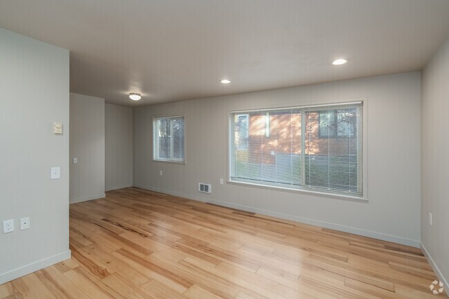 844 BG HANDEL APTS photo 5