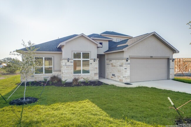 238 Peter Kleid Lp Blanco, TX 78606 photo 4