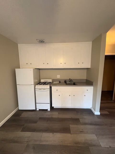 5499 Claremont Ave Oakland, CA 94618 photo 3