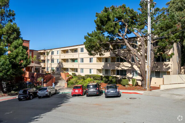 645-679 Manor Drive, Pacifica, CA 94044 photo 4