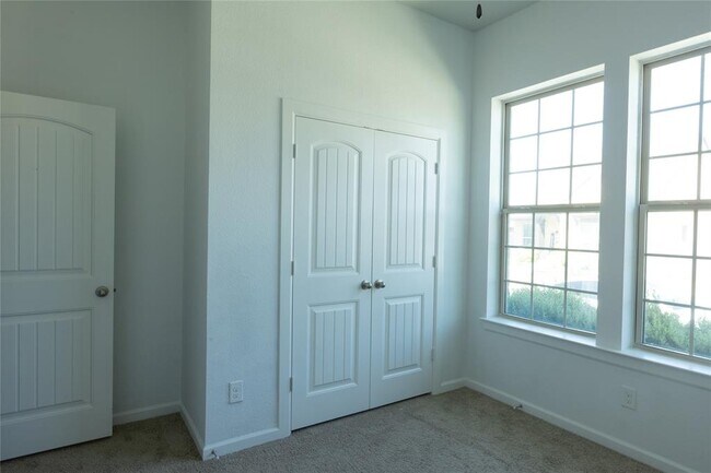 1012 Lamp Post Lane, Argyle, TX 76226 photo 5