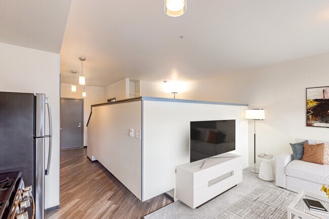 Saffron Apartments photo 4