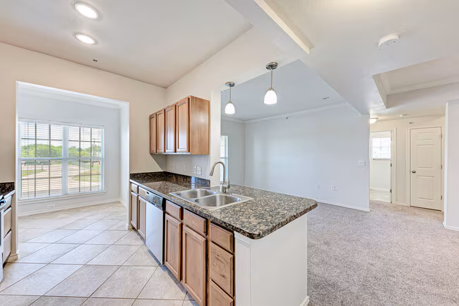 Riverhorse Ranch Apartments II photo 5